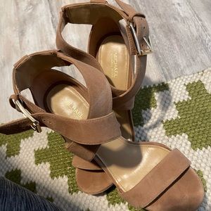 Michael Kors Suede Sz9 Sandal Heals
